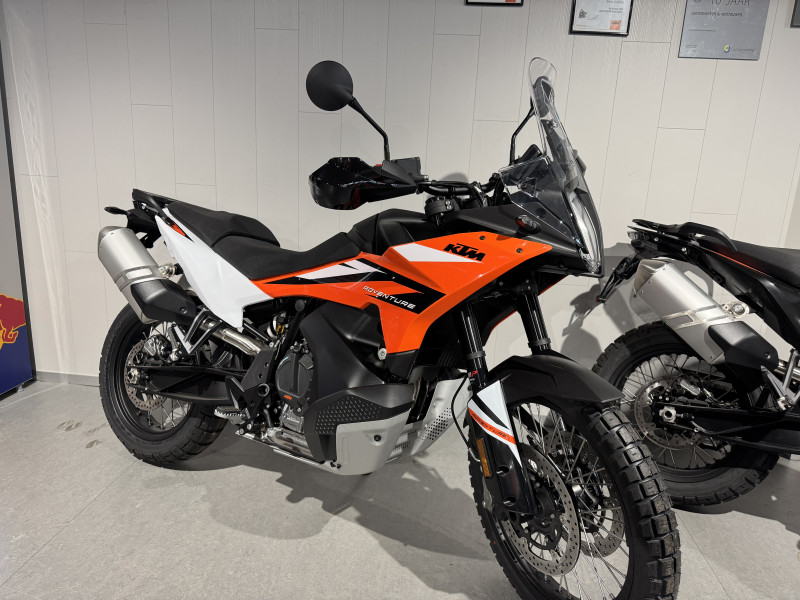 890 ADVENTURE 890 ADVENTURE
