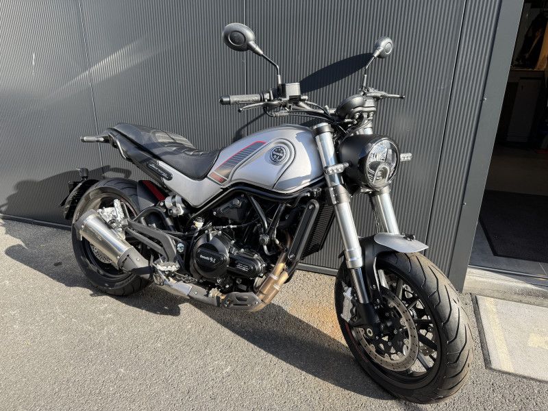 Leoncino 500