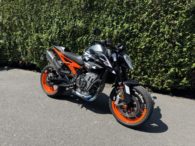890 Duke GP 
