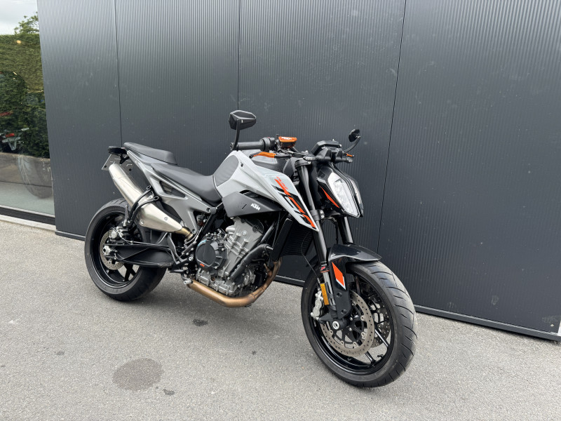 790 Duke