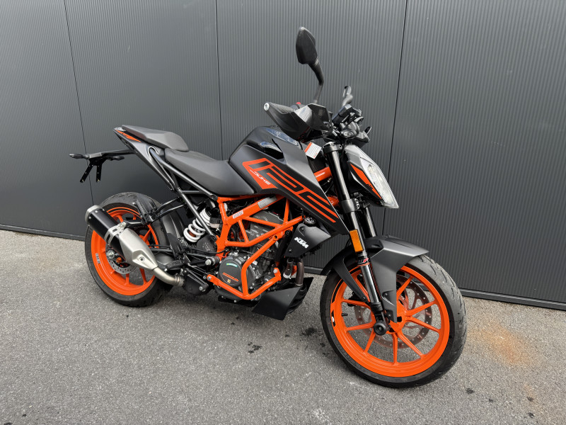 125 Duke