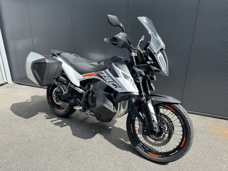 790 ADVENTURE