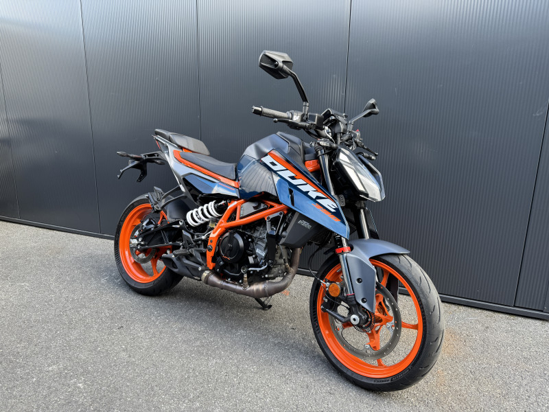390 Duke