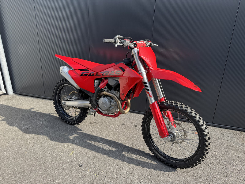 MC 450F