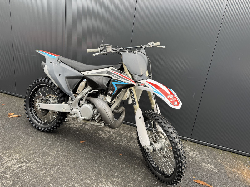 XX250