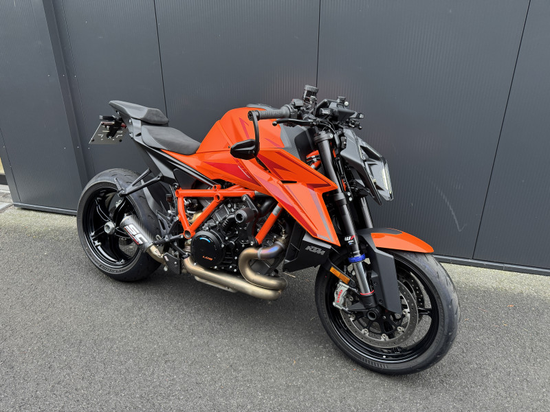 1390 Super Duke R EVO 1390 Super Duke R EVO
