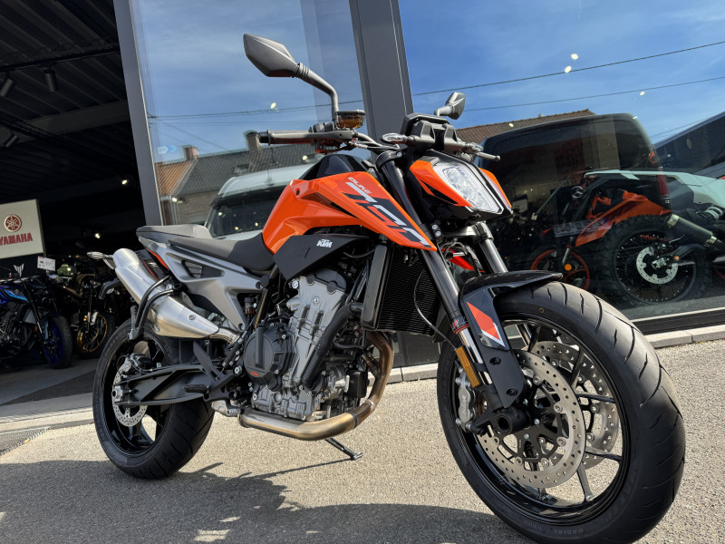 790 DUKE 