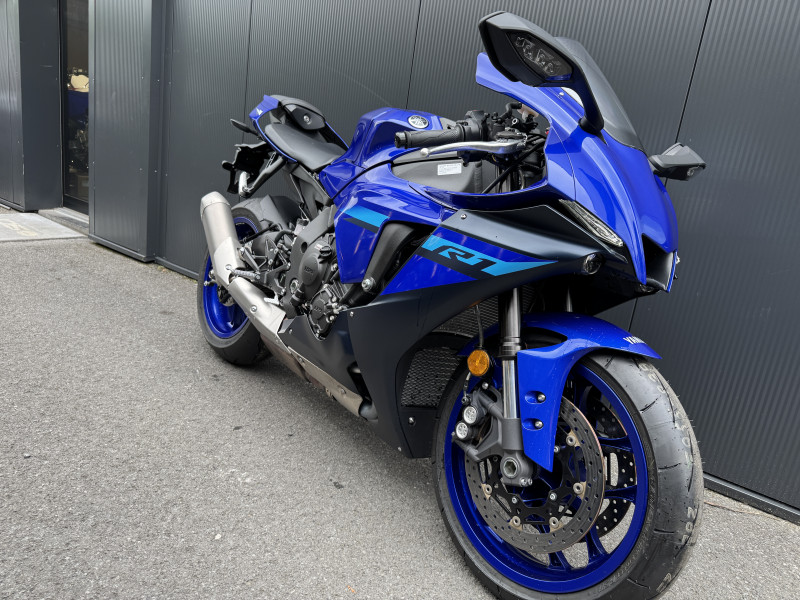 R1