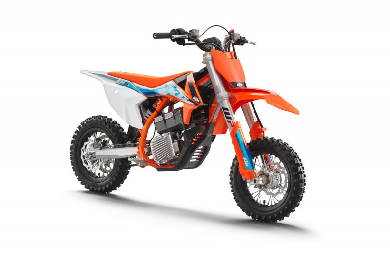 SX-E3 SX-E3