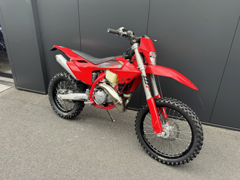 EC300