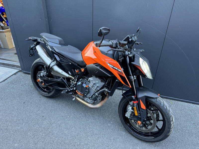 790 Duke