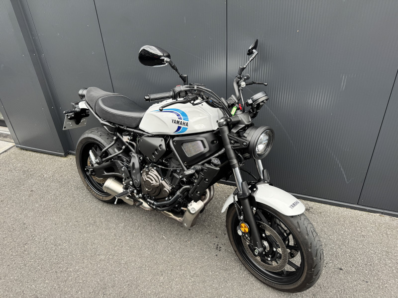 XSR 700