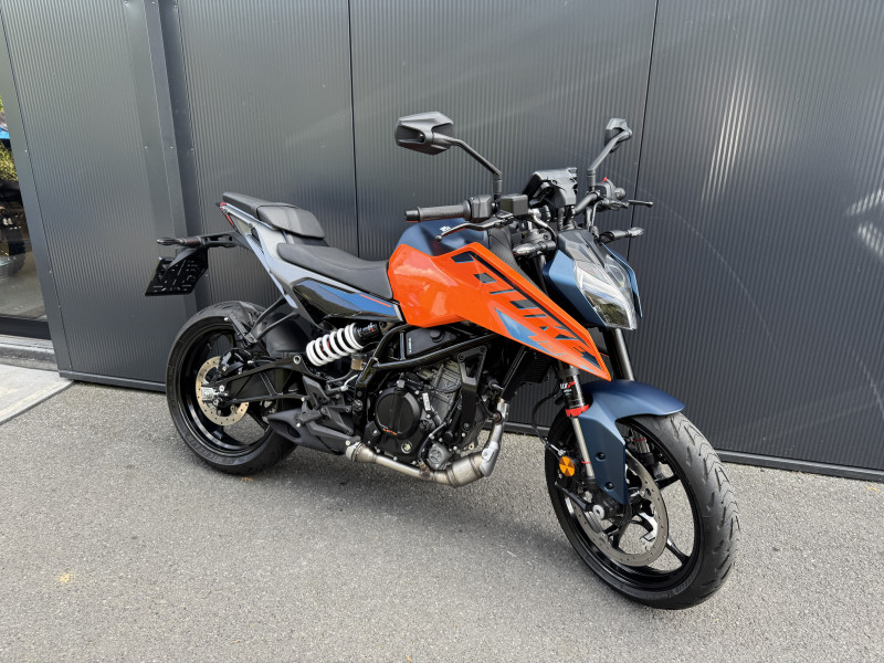 125 Duke